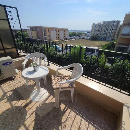 Apartamento Premier 4*