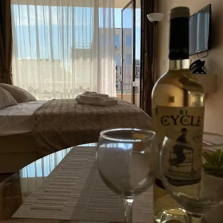 Premier Apartment